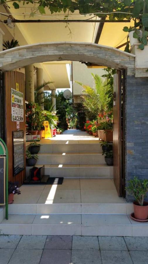 Family Hotel Gogov Sinemoretz Buitenkant foto