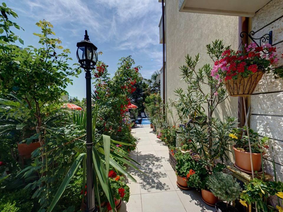 Family Hotel Gogov Sinemoretz Buitenkant foto